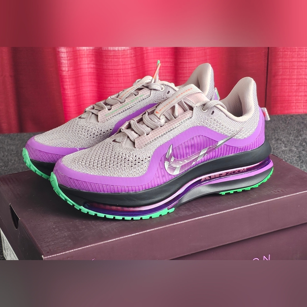 Nike Women's 5.5 Pegasus Premium Running Shoes  Purple Faith KIPYEGANS